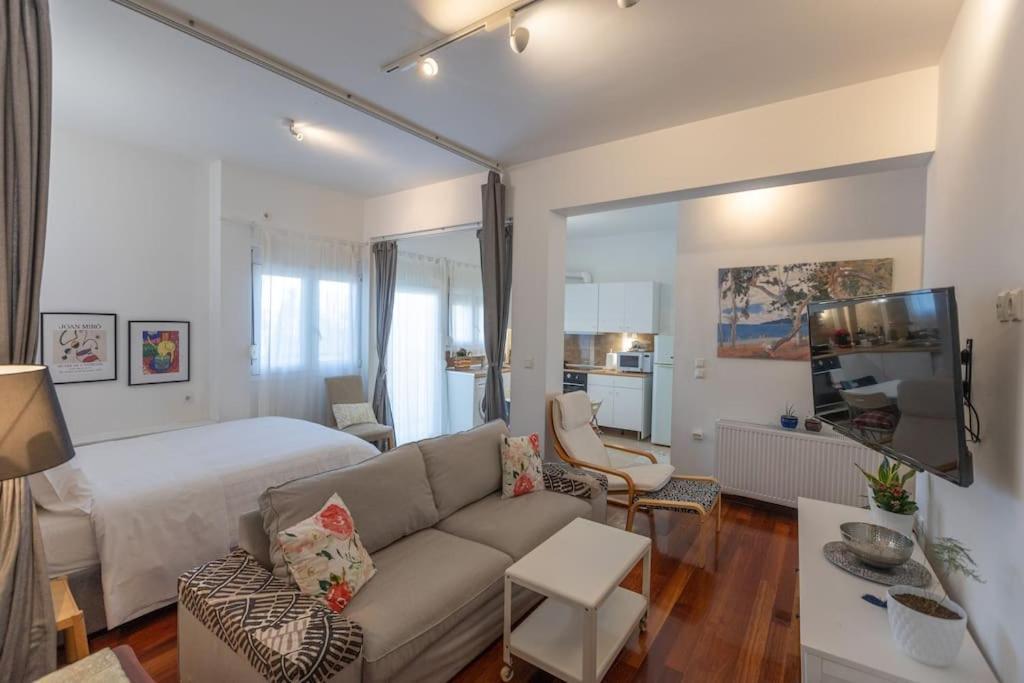 Appartement Λάρισα Διαμέρισμα Με Θέα Πλατεία Στο Κέντρο Της Πόλης Extérieur photo