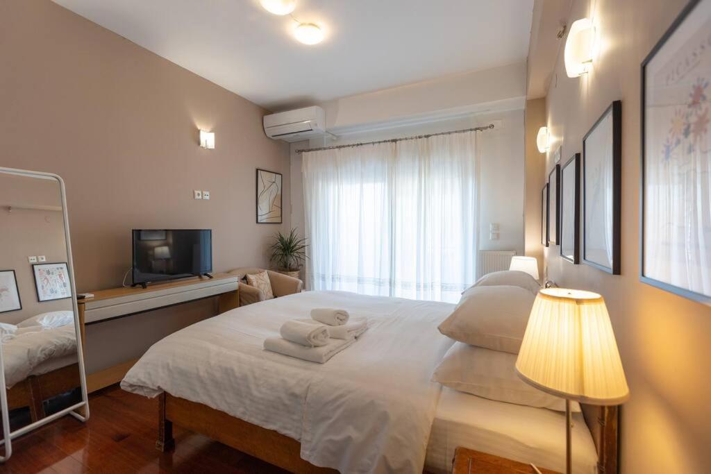 Appartement Λάρισα Διαμέρισμα Με Θέα Πλατεία Στο Κέντρο Της Πόλης Extérieur photo