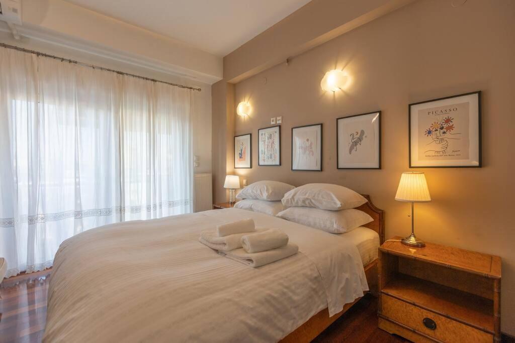 Appartement Λάρισα Διαμέρισμα Με Θέα Πλατεία Στο Κέντρο Της Πόλης Extérieur photo