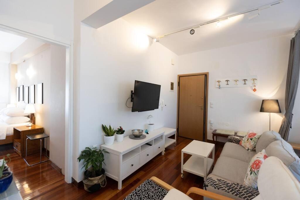 Appartement Λάρισα Διαμέρισμα Με Θέα Πλατεία Στο Κέντρο Της Πόλης Extérieur photo
